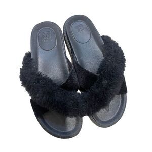 Joe’s jeans black fur slides